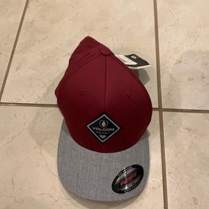 Brand new Volcom hat.  In excellent shape!